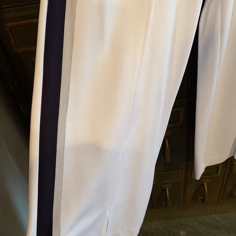 Lysse’ Sporty Pant. Viscose/Nylon/spandex - Picture 3 of 5
